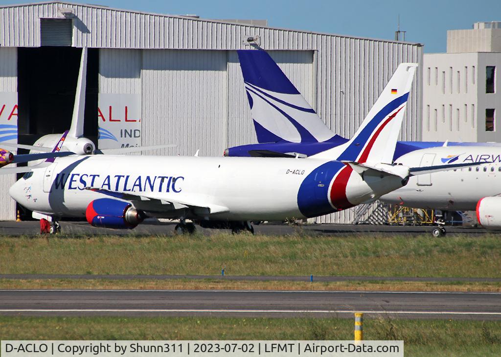 D-ACLO, 1997 Boeing 737-400SF C/N 27673, Stored...