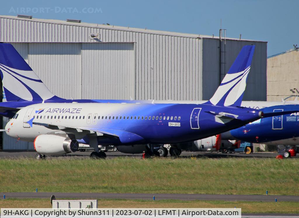 9H-AKG, 2008 Airbus A320-232 C/N 3519, Stored but ntu by the airline... For Viva Aerobus...