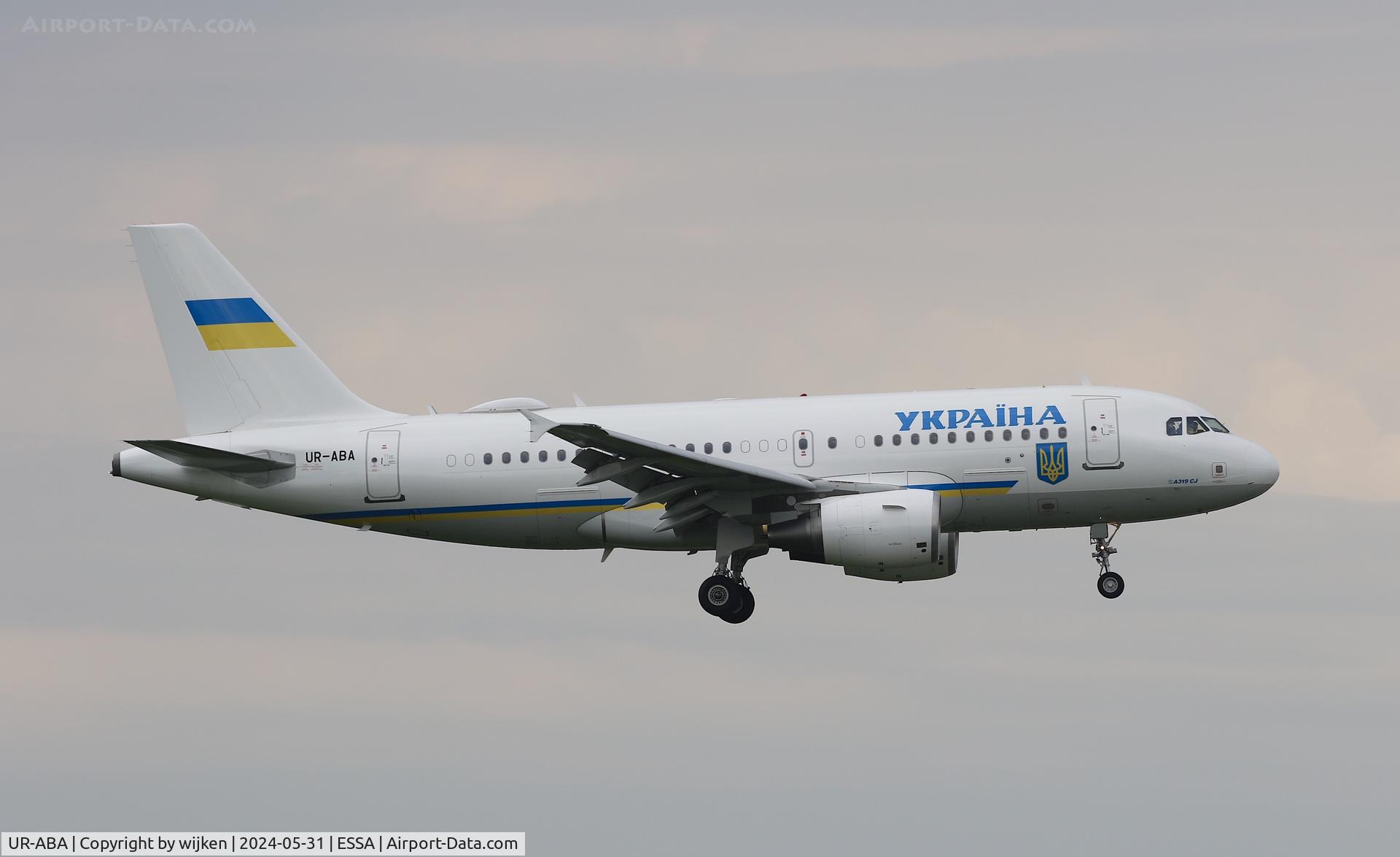 UR-ABA, 2007 Airbus A319-115 C/N 3260, Rwy 01L