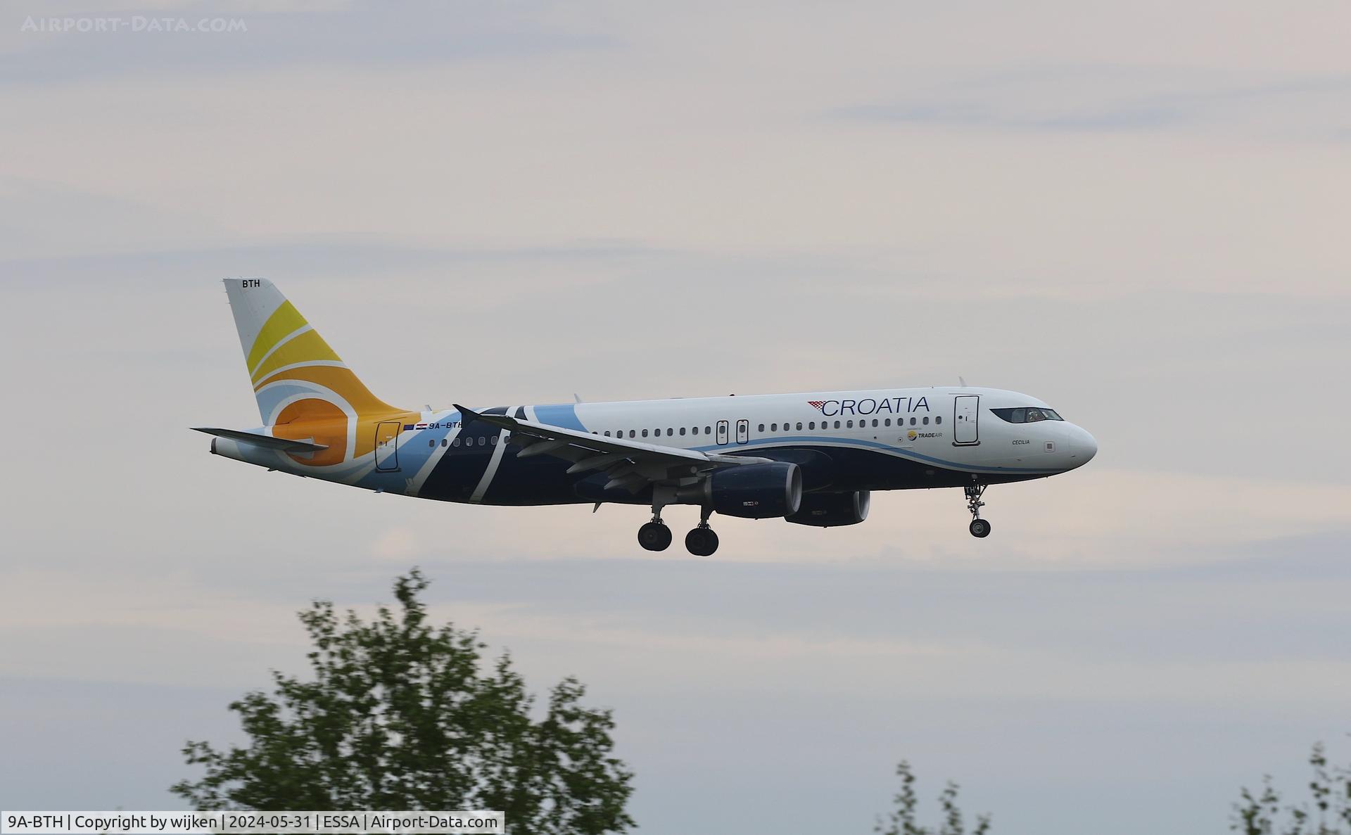 9A-BTH, 2001 Airbus A320-214 C/N 1454, Rwy 01L