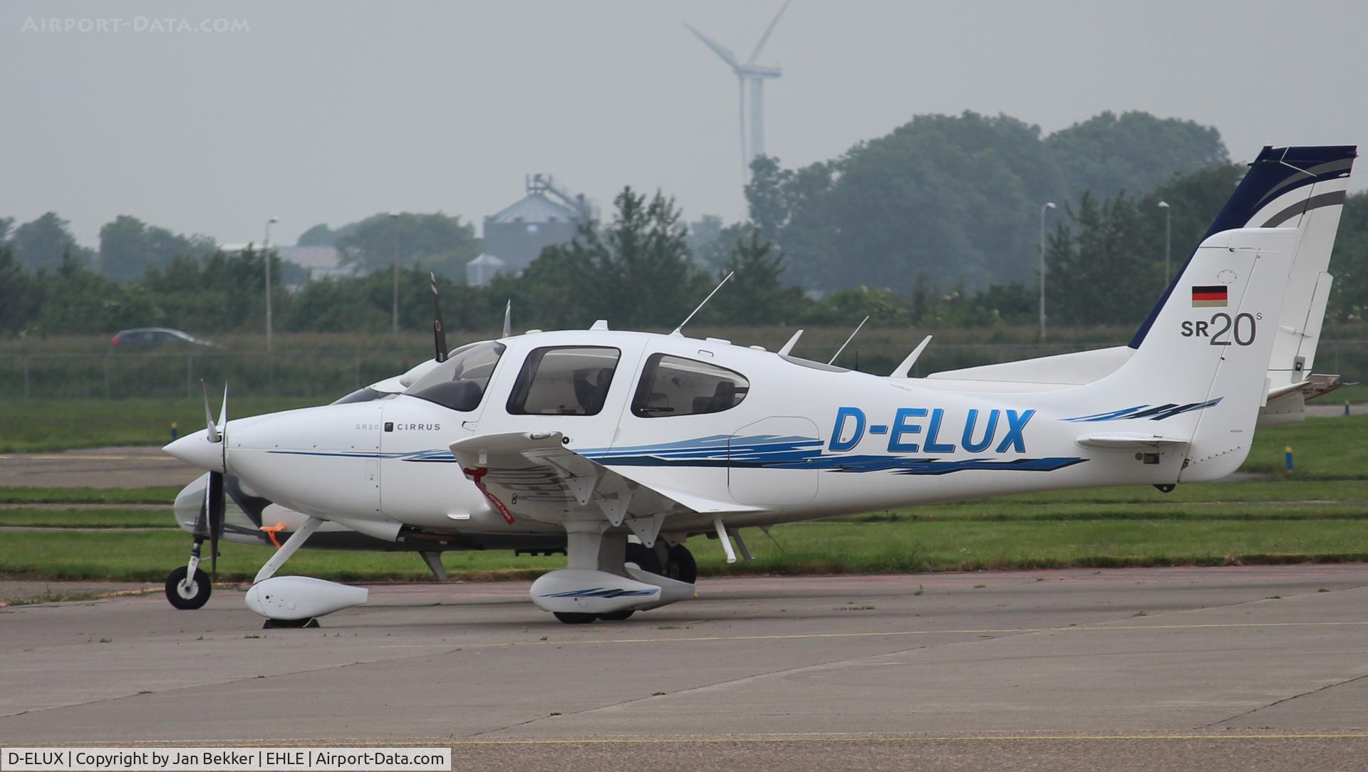 D-ELUX, Cirrus SR20-S C/N 2035, Lelystad Airport