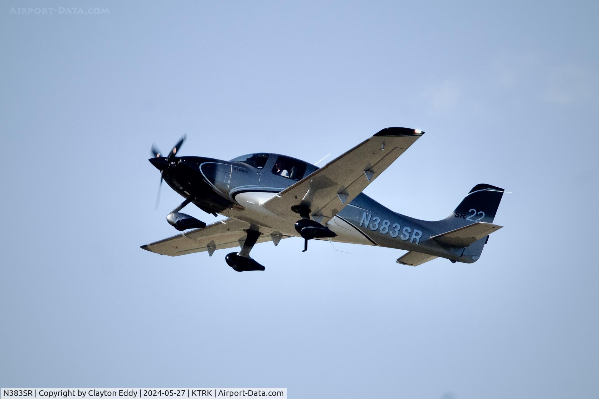 N383SR, 2006 Cirrus SR22 C/N 2164, Truckee Tahoe airport in 2024.