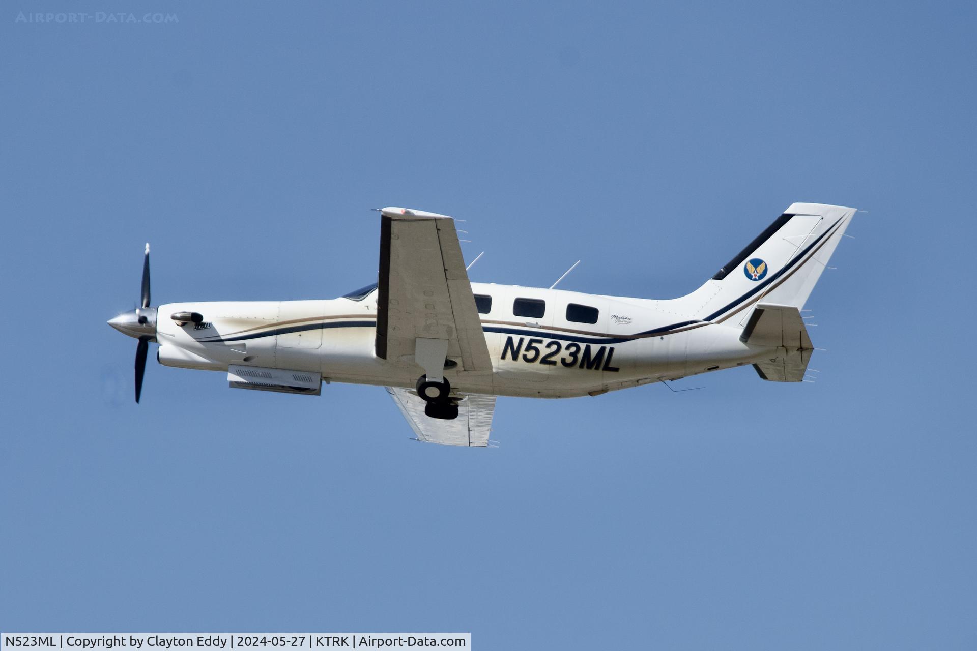 N523ML, 1989 Piper PA-46-350P Malibu Mirage C/N 4622087, Truckee Tahoe airport in 2024.