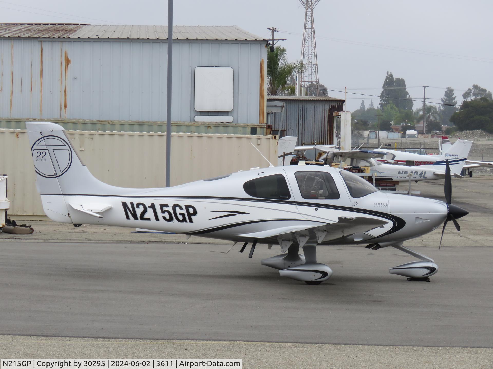 N215GP, 2012 Cirrus SR22T C/N 0331, Parked
