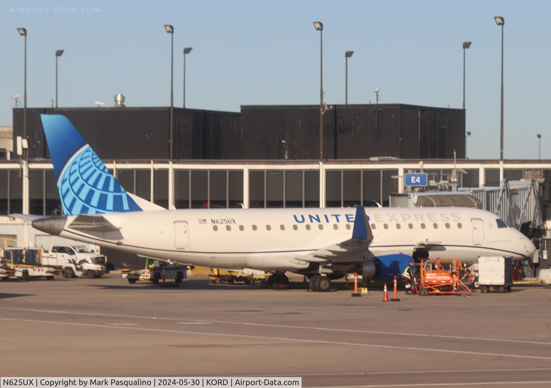 N625UX, 2019 Embraer ERJ-175LL (ERJ-170-200LL) C/N 17000835, ERJ-170-200LR