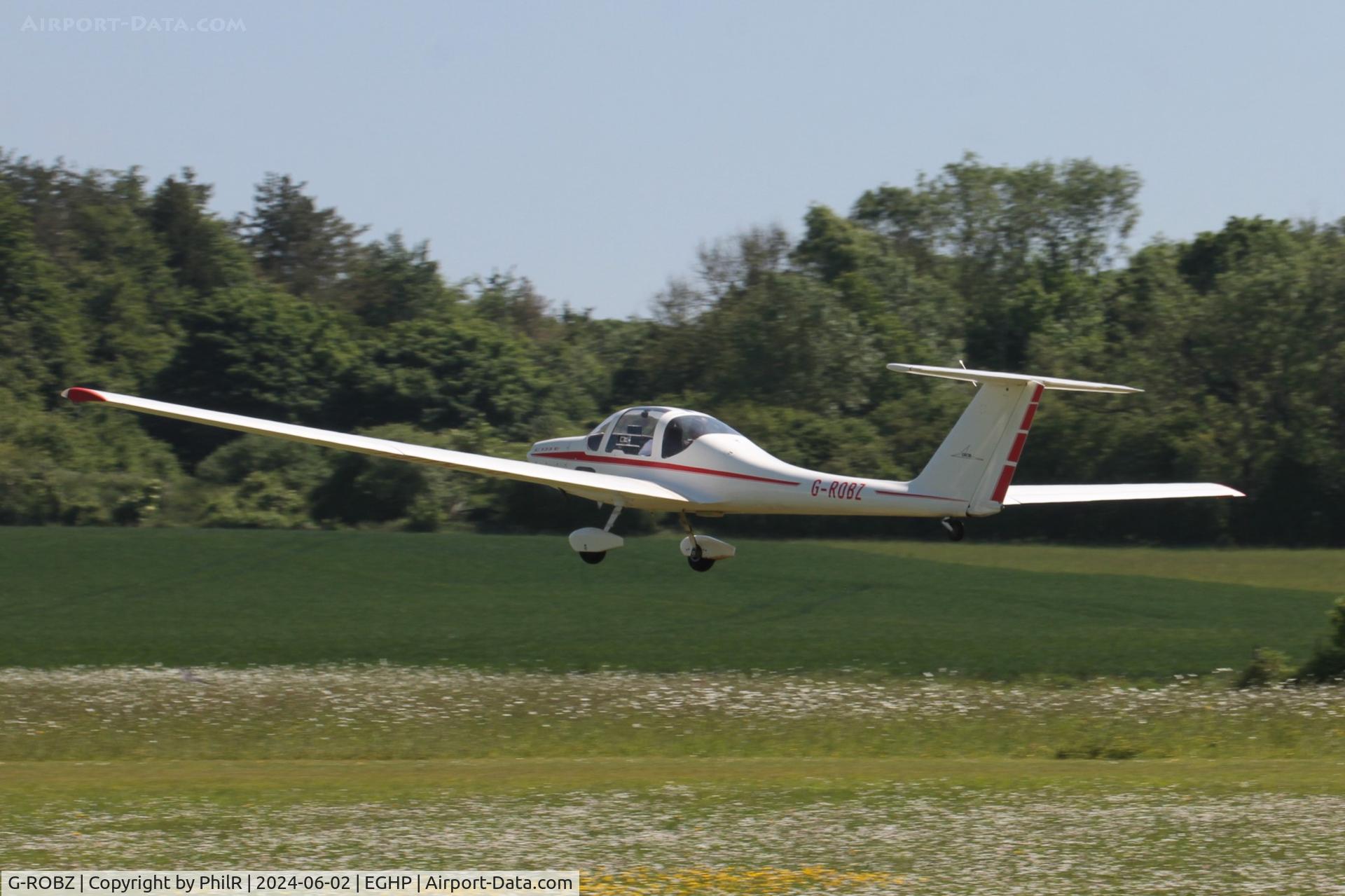 G-ROBZ, 1986 Grob G-109B C/N 6442, G-ROBZ 1986 Grob G109B Jodel Fly In Popham 02.06.24 (3)