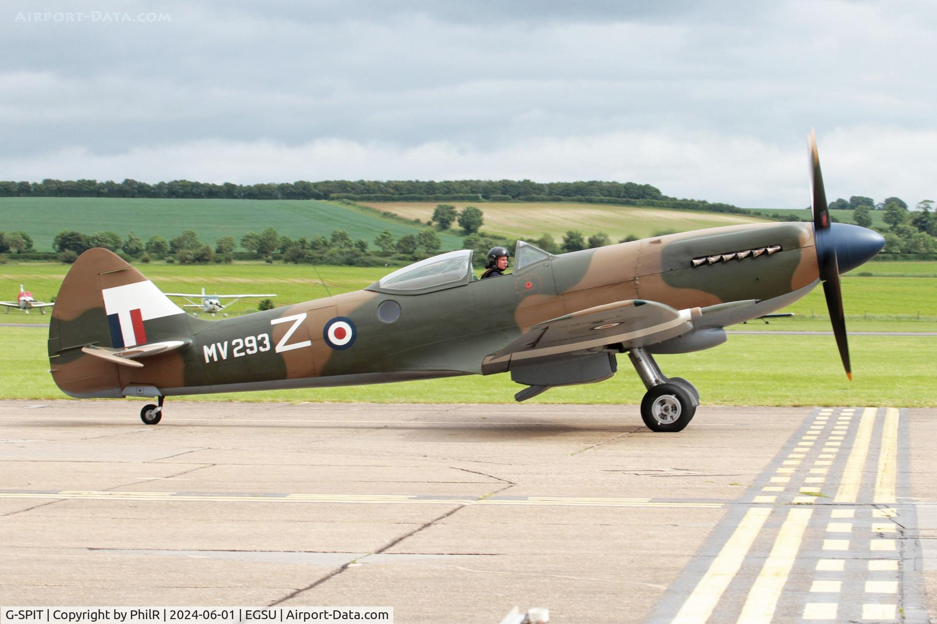 G-SPIT, 1944 Supermarine 379 Spitfire FR.XIV C/N 6S/649205, MV293 (G-SPIT) 1944 VS Spitfire FRXIV D Day Display Duxford 01.06.24 (3)