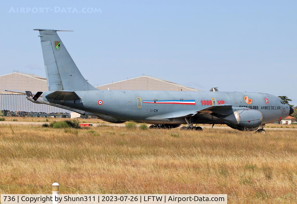 736, 1964 Boeing C-135FR Stratotanker C/N 18696, Stored @FNI... Re-coded as 31-CH with special c/s