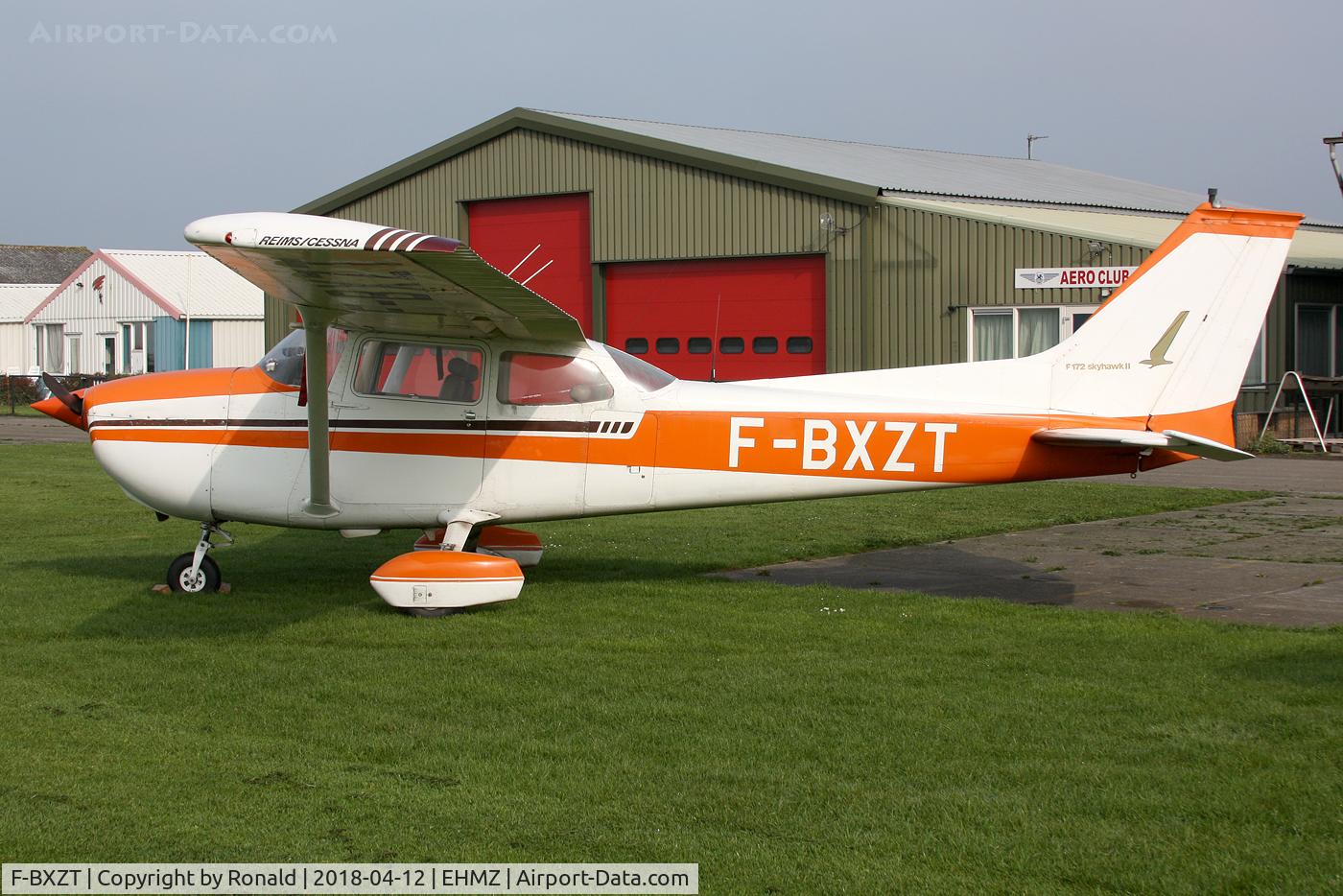 F-BXZT, 1975 Reims F172M ll Skyhawk C/N 1330, at ehmz