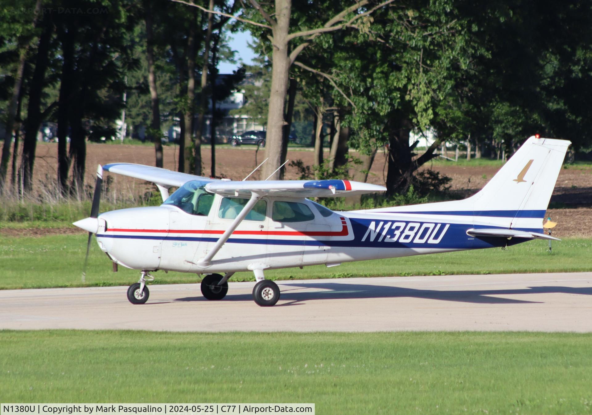 N1380U, 1976 Cessna 172M C/N 17267051, Cessna 172M