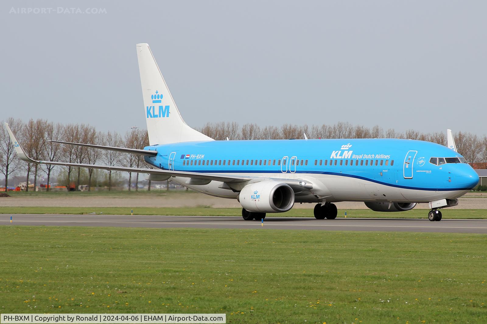 PH-BXM, 2000 Boeing 737-8K2 C/N 30355, at eham