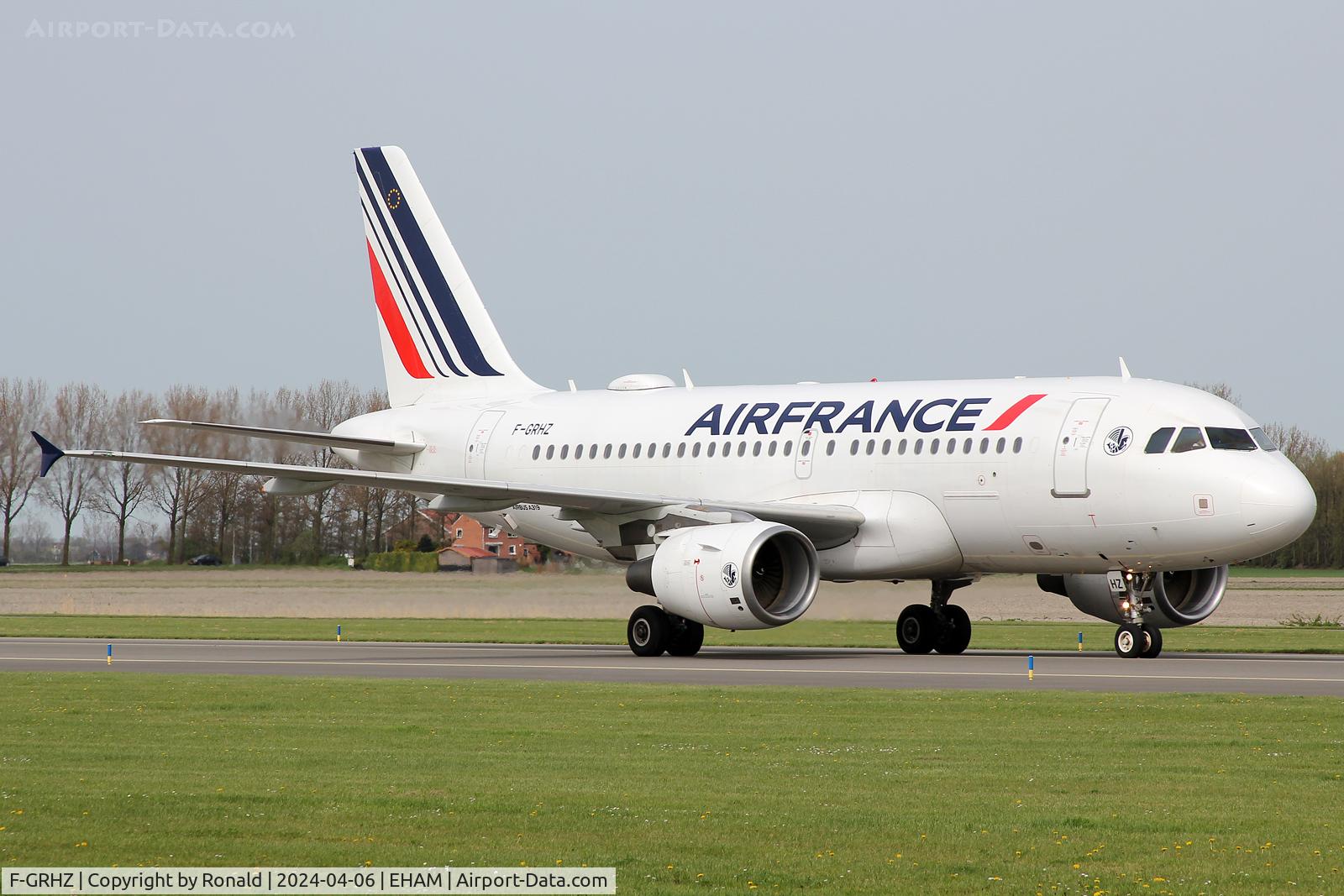 F-GRHZ, 2001 Airbus A319-111 C/N 1622, at eham