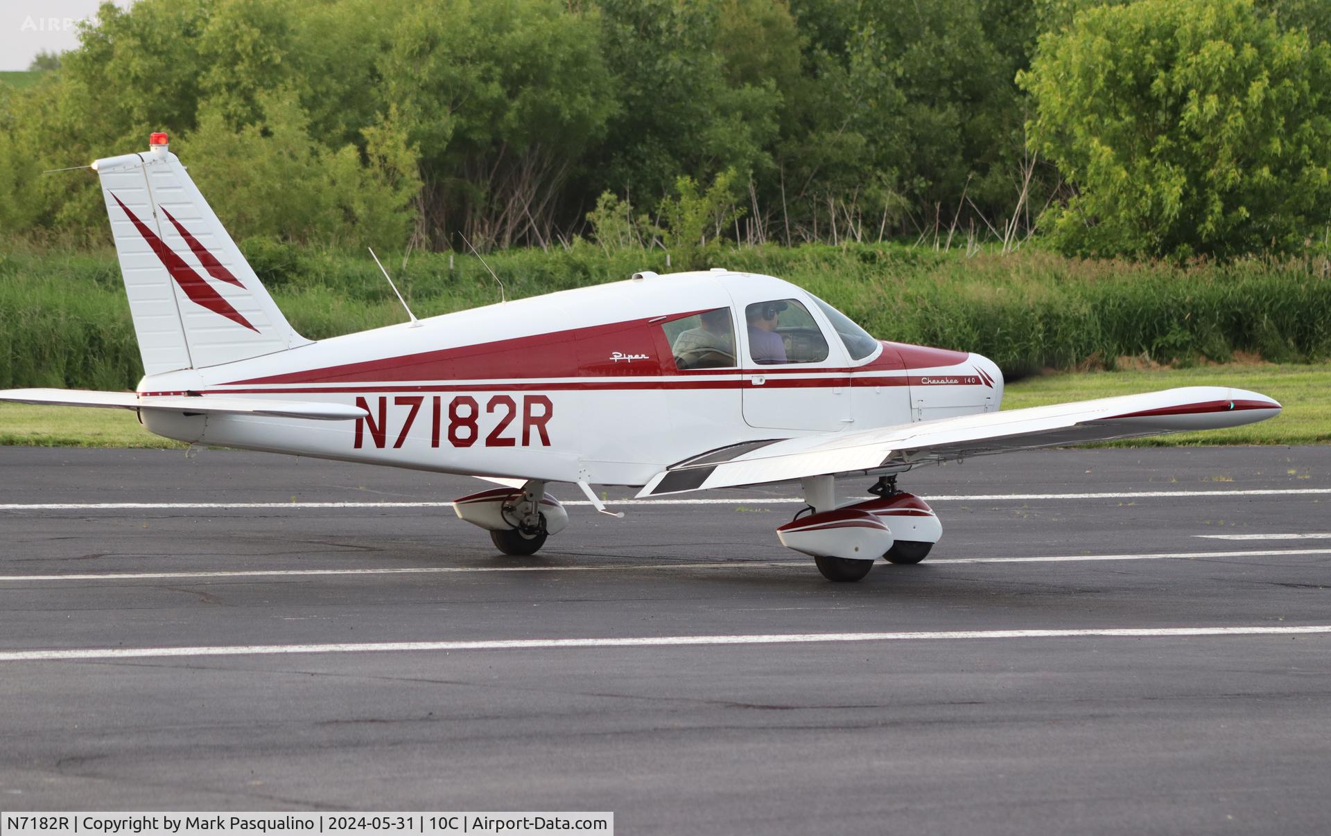 N7182R, 1966 Piper PA-28-140 C/N 28-21894, Piper PA-28-140