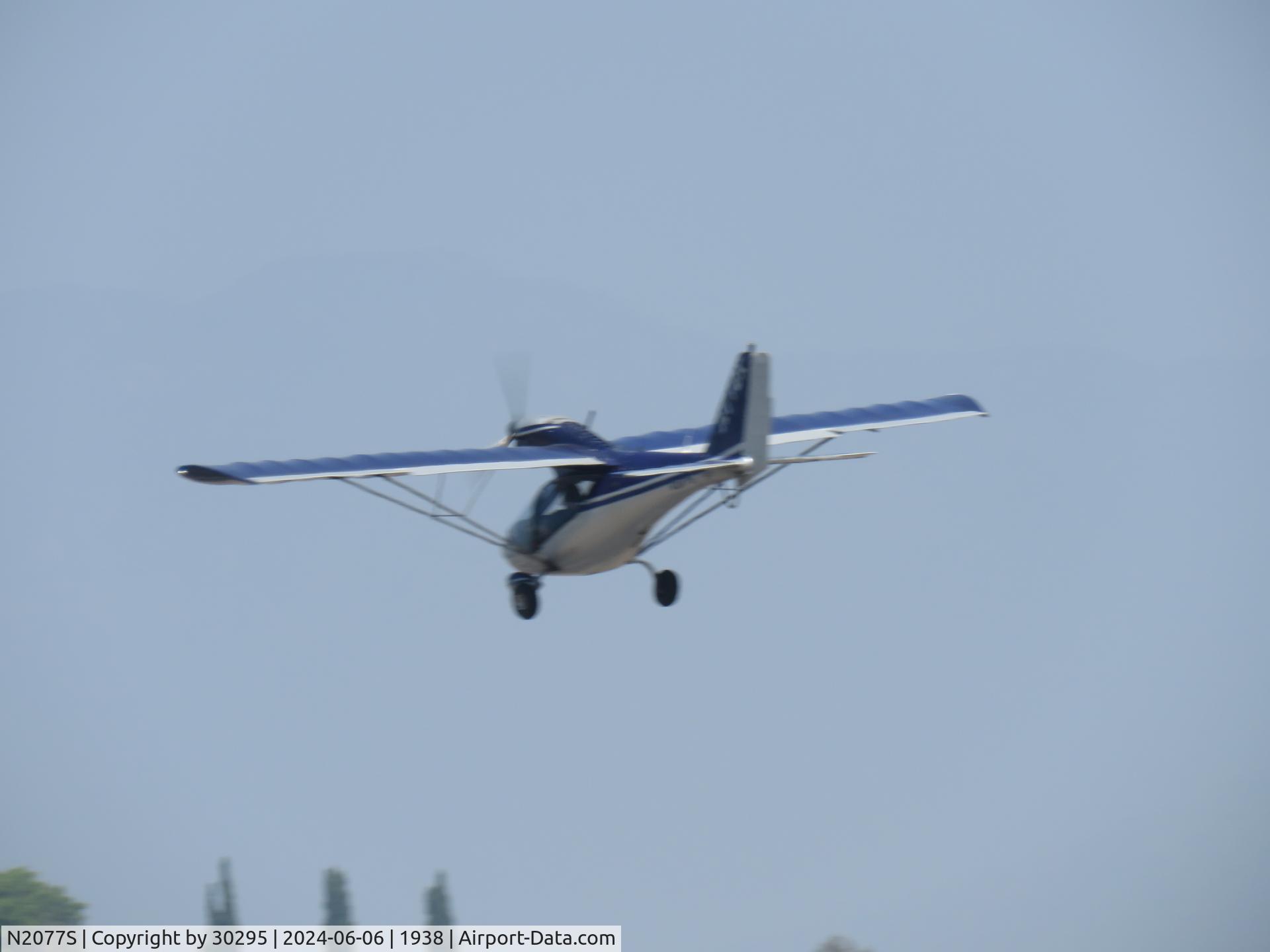 N2077S, 2002 Euro Ala Jet Fox JF.97 C/N 0037/002-US, Westbound