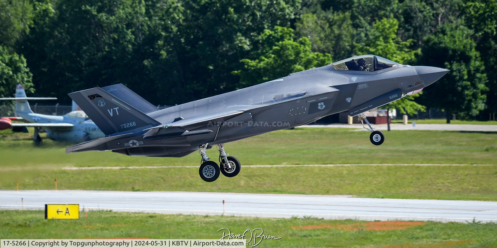 17-5266, 2016 Lockheed Martin F-35A Lightning II C/N AF-208, DEMO25 bugging out
