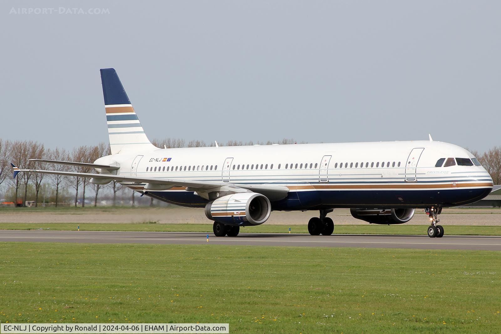 EC-NLJ, 2008 Airbus A321-231 C/N 3636, at eham