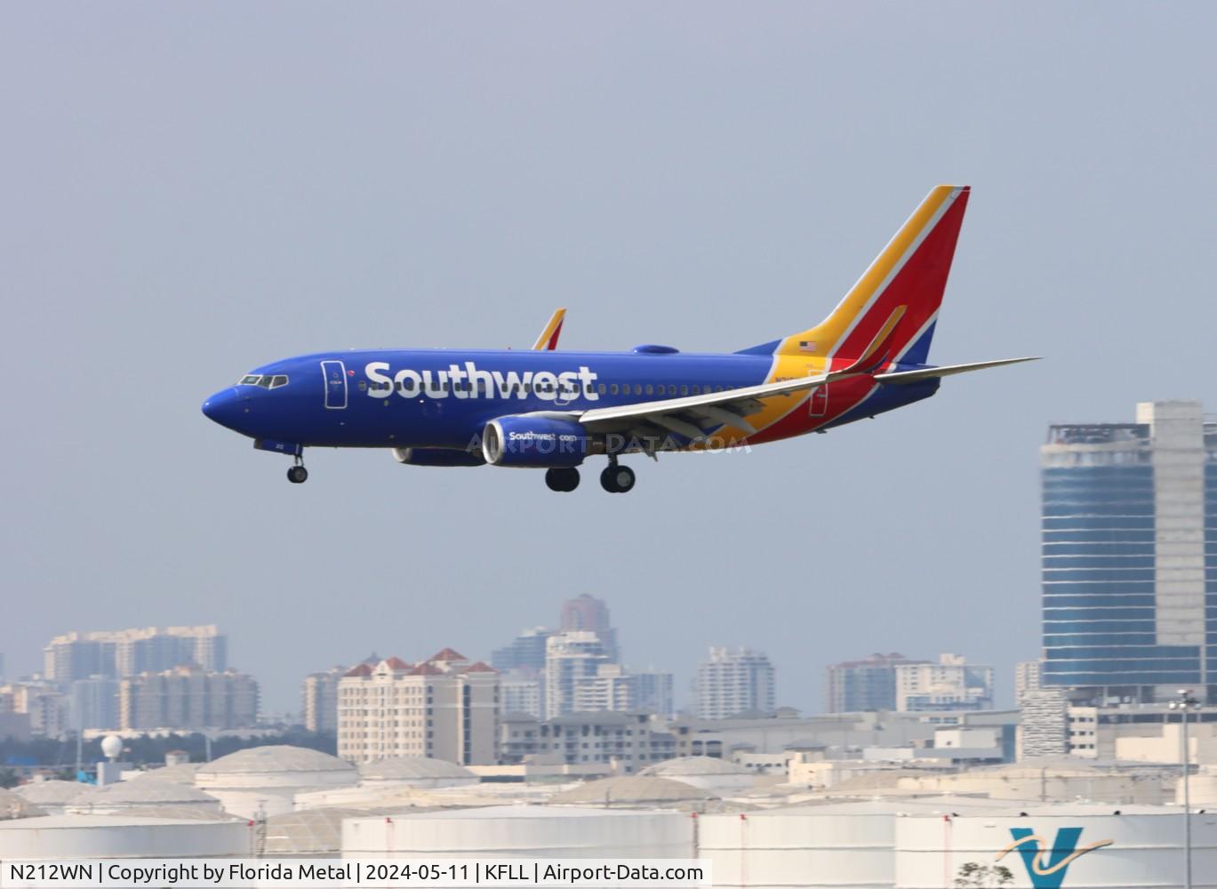 N212WN, 2005 Boeing 737-7H4 C/N 32485, SWA 737 zx CUN/ MMUN-FLL