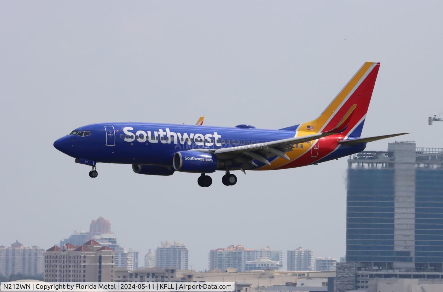 N212WN, 2005 Boeing 737-7H4 C/N 32485, SWA 737 zx MCI-FLL