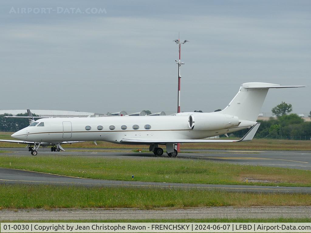 01-0030, 2001 Gulfstream Aerospace C-37A (G-V) C/N 663, VALOR 30