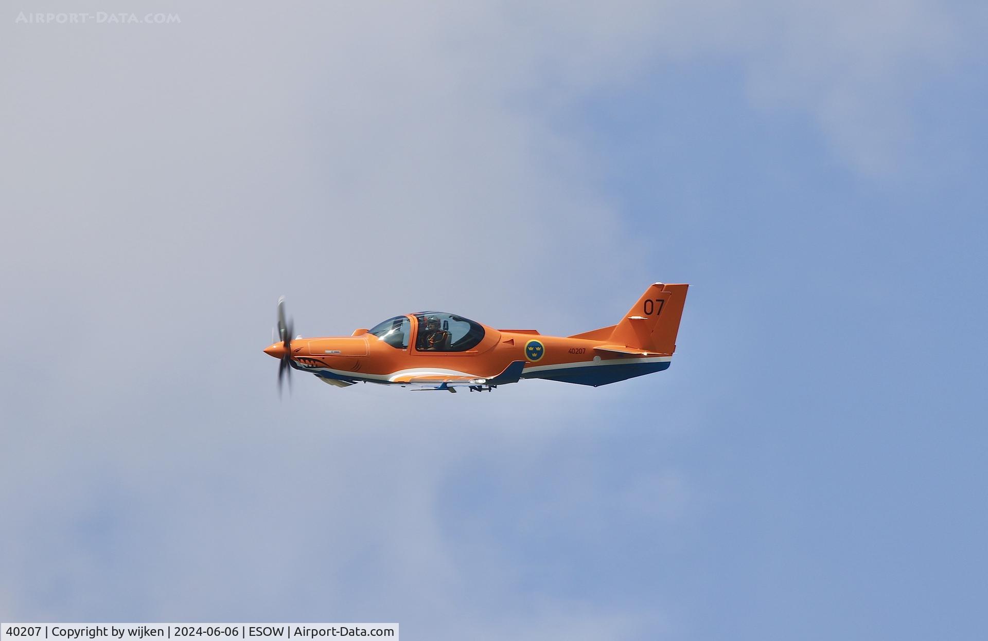 40207, 2023 Grob G 120 TP C/N 11207, Rwy 19