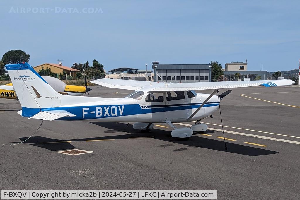 F-BXQV, Reims F172M Skyhawk Skyhawk C/N 1464, Parked