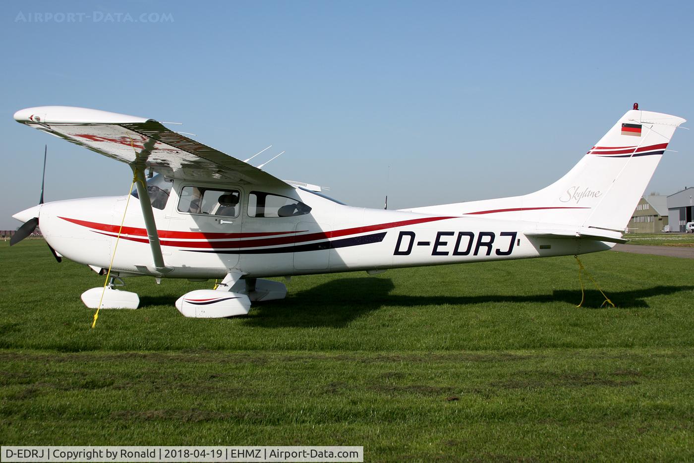 D-EDRJ, Cessna 182S Skylane C/N 182-80514, at ehmz