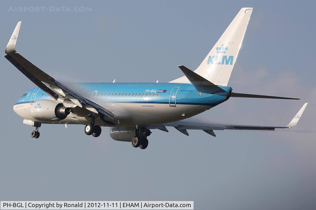 PH-BGL, 2010 Boeing 737-7K2 C/N 30369, at eham
