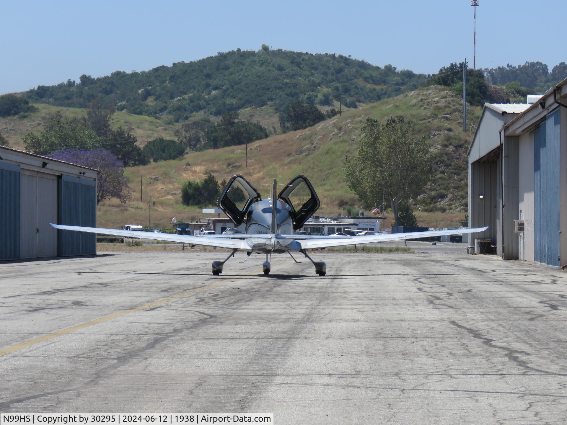 N99HS, 2019 Cirrus SR22T C/N 1909, Getting ready