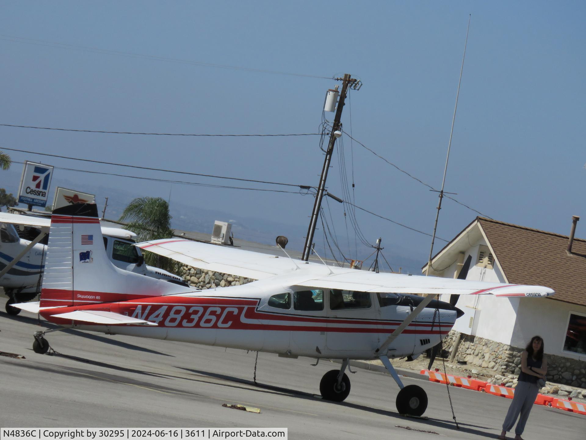 N4836C, 1974 Cessna A185F Skywagon 185 C/N 18502604, Parked