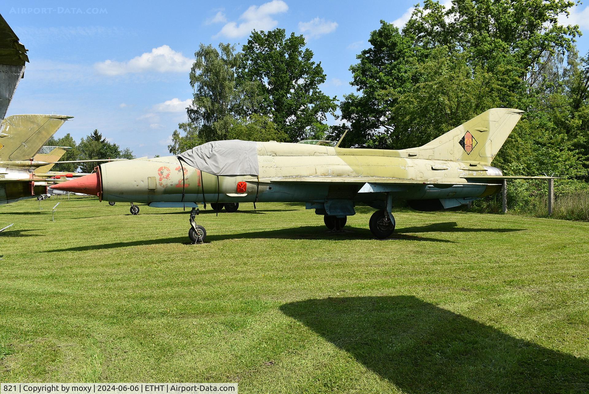 821, Mikoyan-Gurevich MiG-21PF C/N 0604, Mikoyan-Gurevich MiG-21PF, c/n: 0604 at the Cottbus Aircraft Museum.