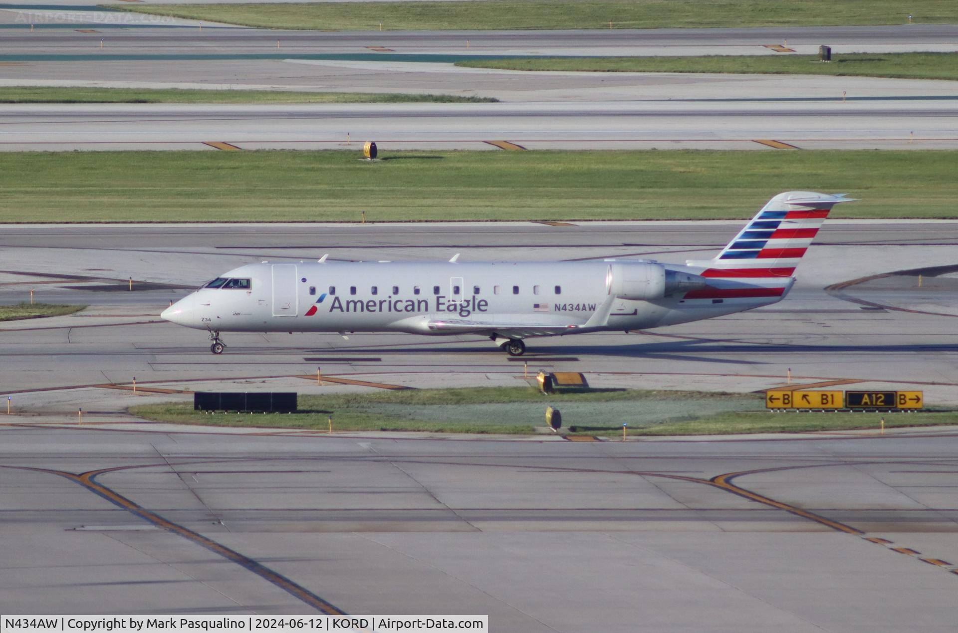 N434AW, 1999 Bombardier CRJ-200ER (CL-600-2B19) C/N 7322, CL-600-2B19
