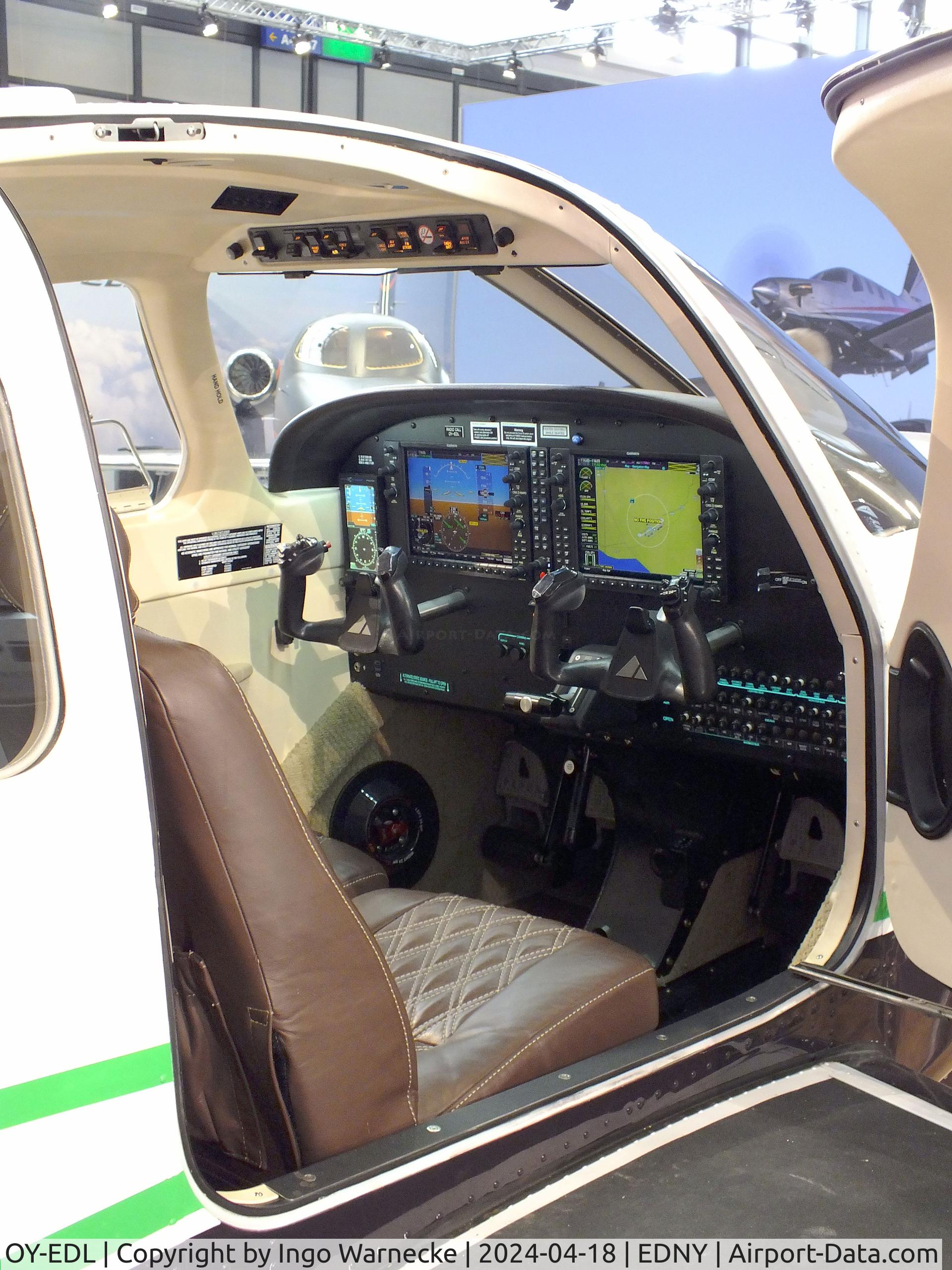 OY-EDL, 2020 Piper PA-28-181 Archer III DLX C/N 2881371, Piper PA-28-181 Archer III DLX at the AERO 2024, Friedrichshafen #c