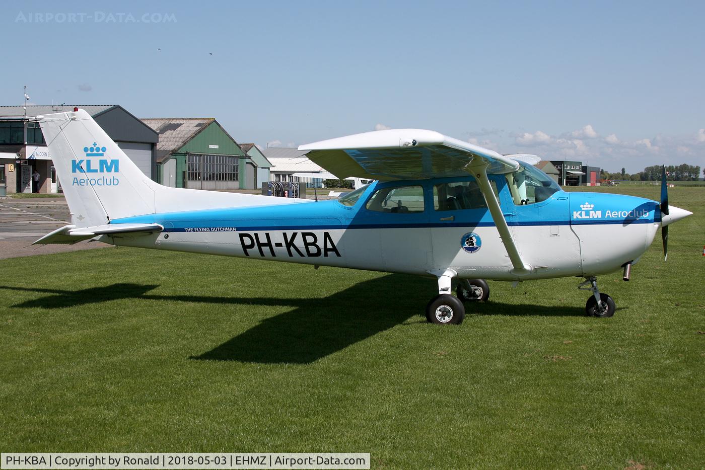 PH-KBA, 1982 Cessna 172P C/N 17275109, at ehmz