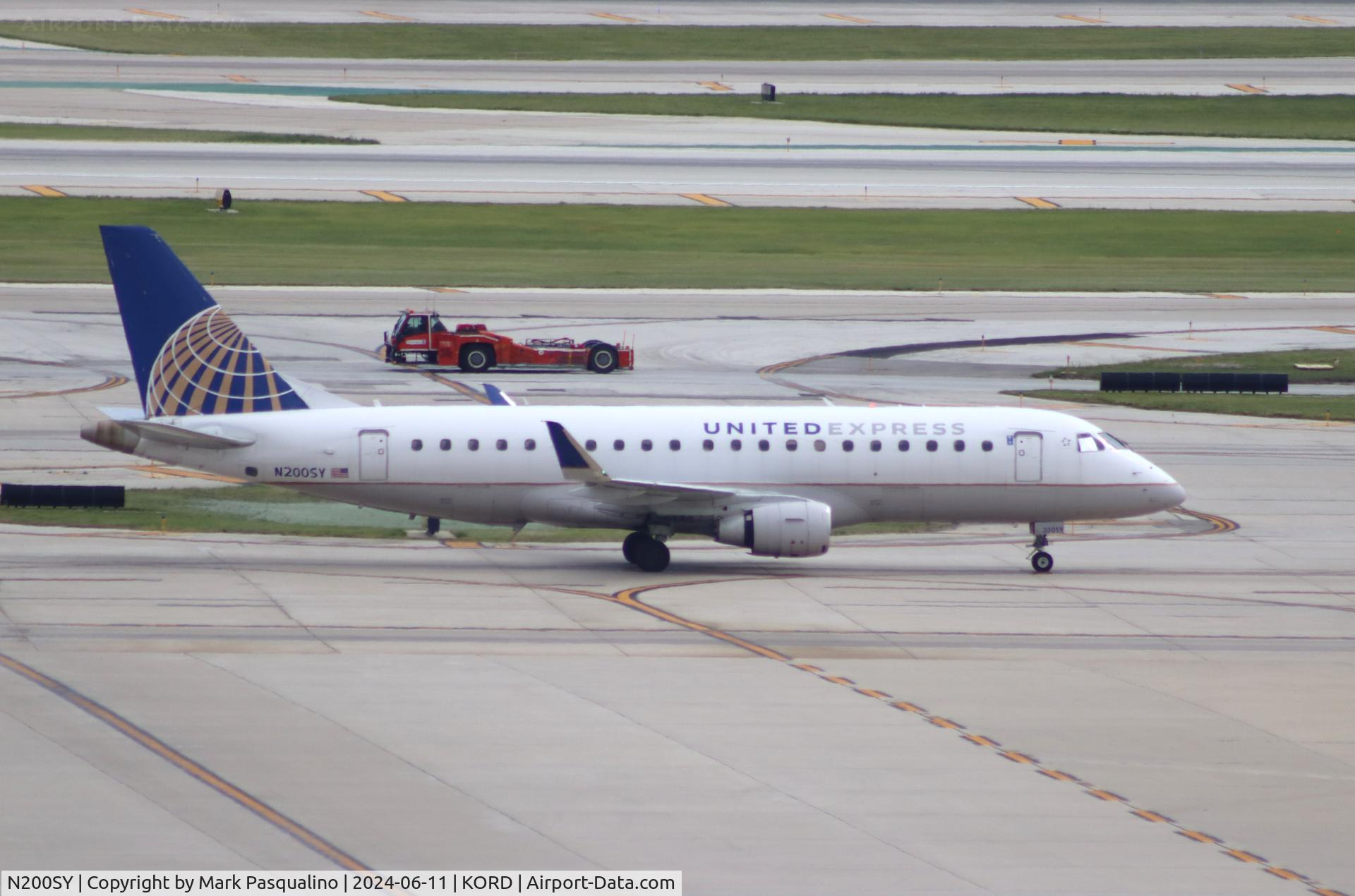 N200SY, 2016 Embraer 175LR (ERJ-170-200LR) C/N 17000623, ERJ-170-200LR