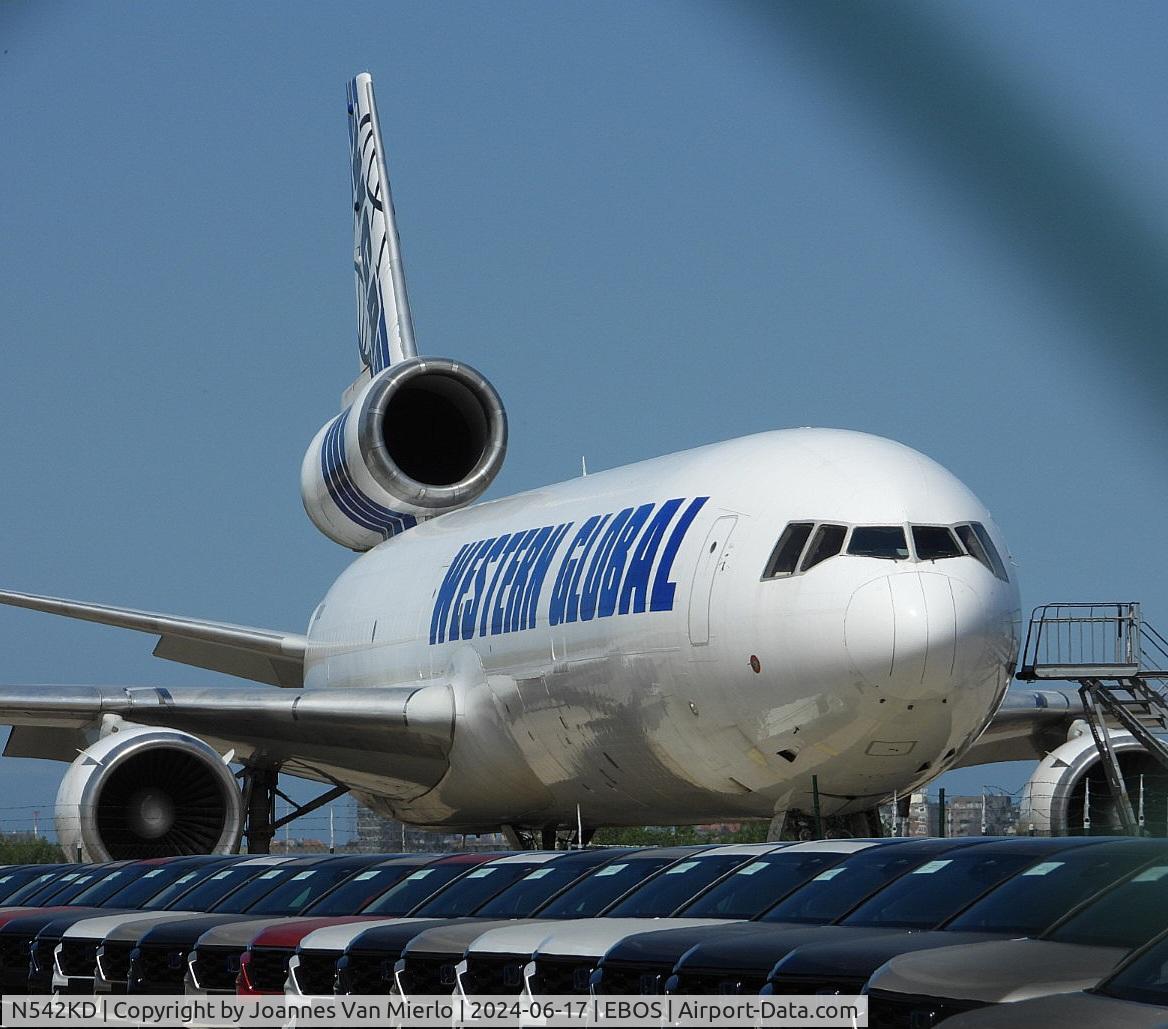 N542KD, McDonnell Douglas MD-11 C/N 48542, Ostend