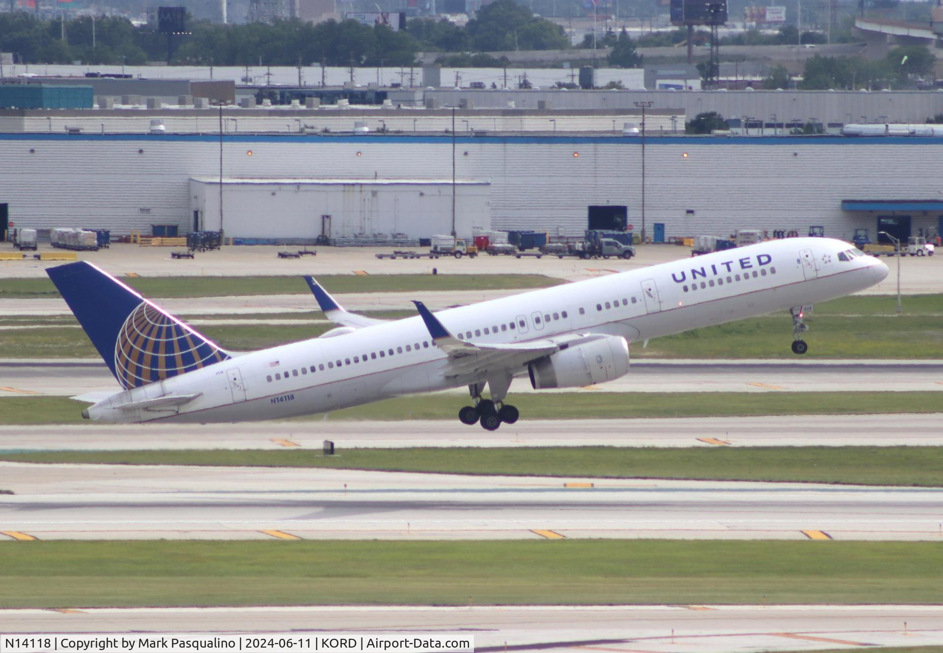 N14118, 1997 Boeing 757-224 C/N 27560, Boeing 757-224