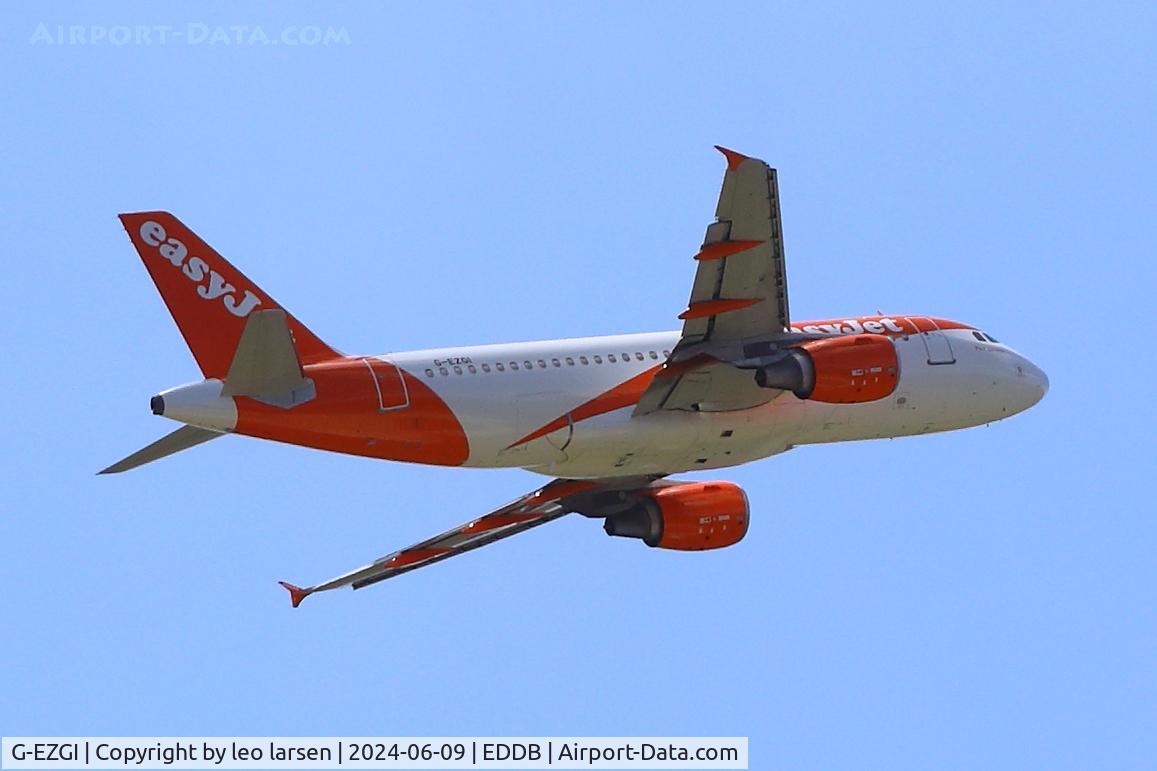 G-EZGI, 2011 Airbus A319-111 C/N 4693, Berlin 9.6.2024