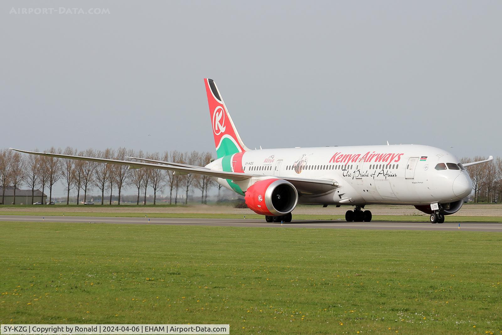 5Y-KZG, 2015 Boeing 787-8 Dreamliner Dreamliner C/N 36044, at eham