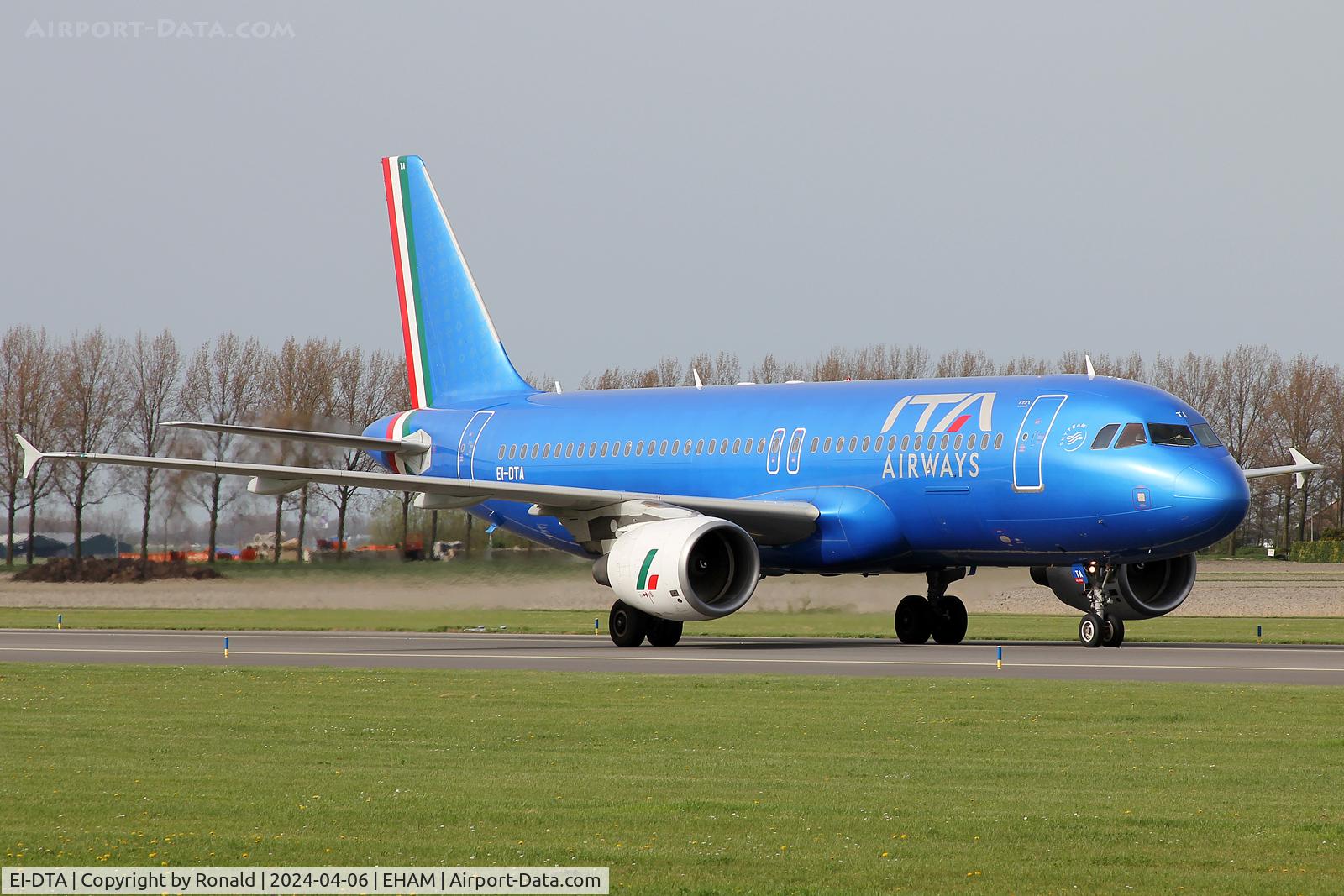 EI-DTA, 2008 Airbus A320-216 C/N 3732, at eham