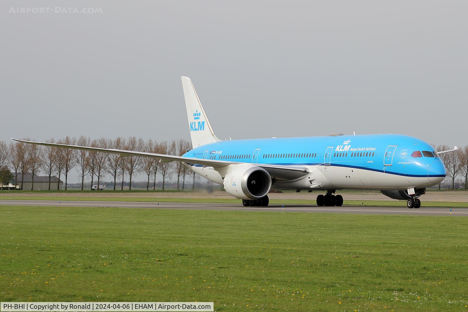 PH-BHI, 2016 Boeing 787-9 Dreamliner C/N 38755, at eham