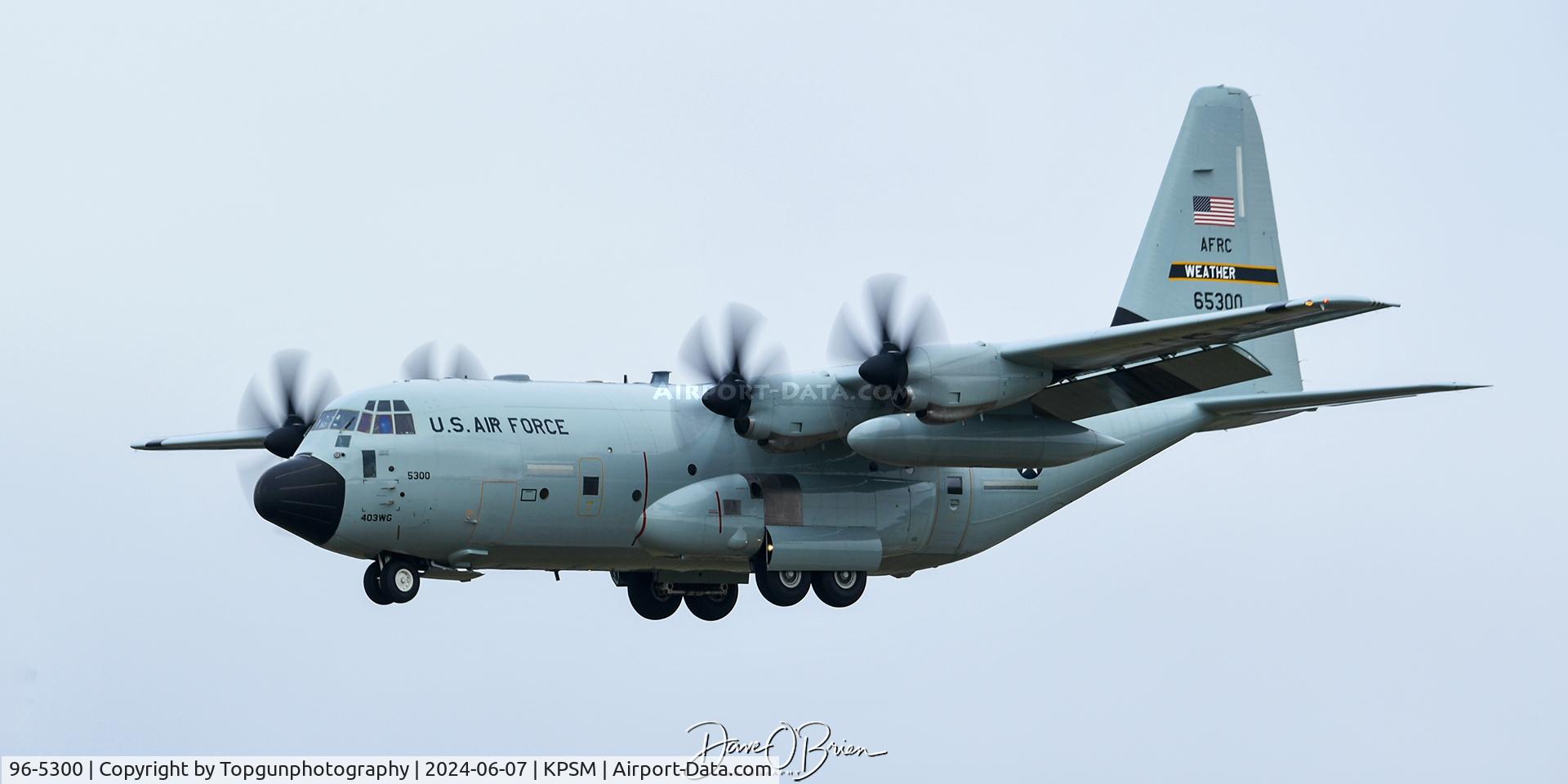 96-5300, 1996 Lockheed Martin WC-130J Hercules C/N 382-5451, CODY01 Weather Herc inbound to Pease