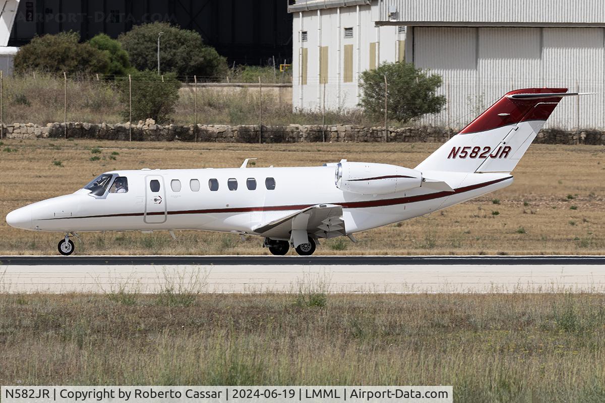 N582JR, Cessna 525B Citation CJ3+ C/N 525B0582, Runway 31
