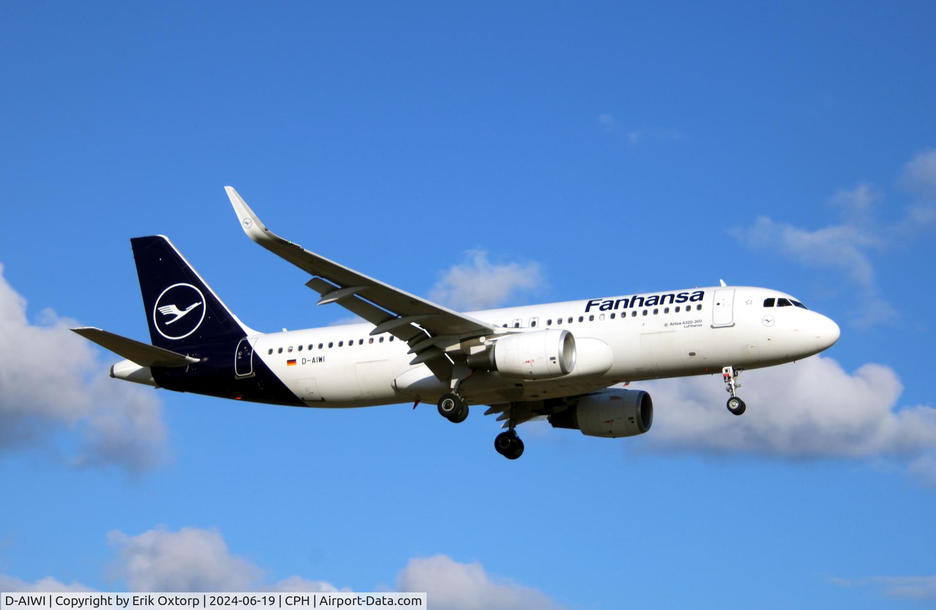 D-AIWI, 2019 Airbus A320-214 C/N 8951, D-AIWI landing rw 22L