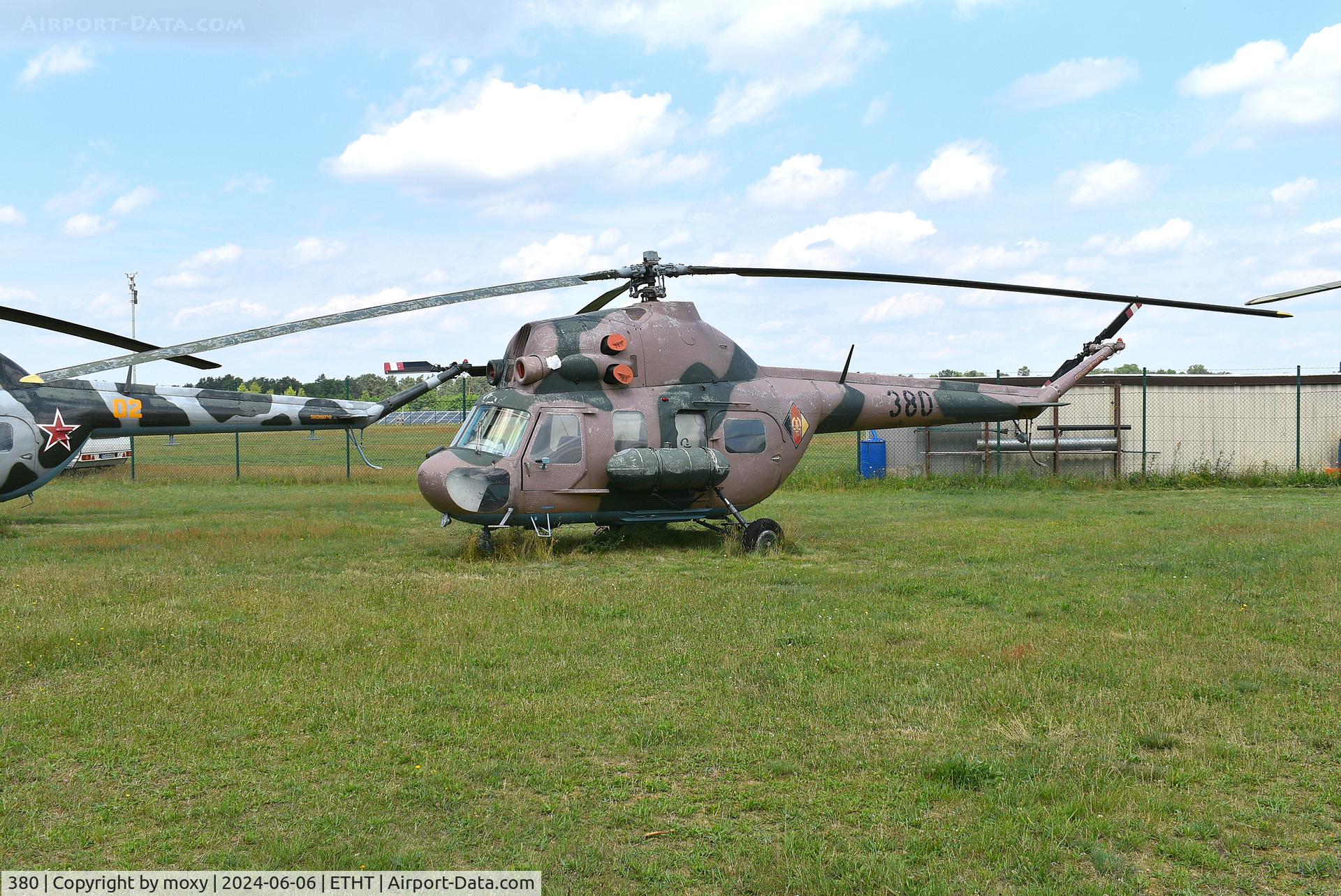 380, 1972 WSK-Swidnik Mi-2 Hoplite C/N 562249032, WSK-Swidnik Mi-2 Hoplite (PZL Mi-2) at Cottbus Aircraft Museum.
