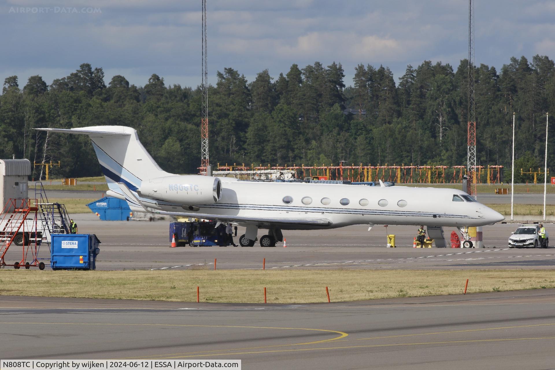 N808TC, 2007 Gulfstream Aerospace GV-SP (G550) C/N 5154, Ramp M