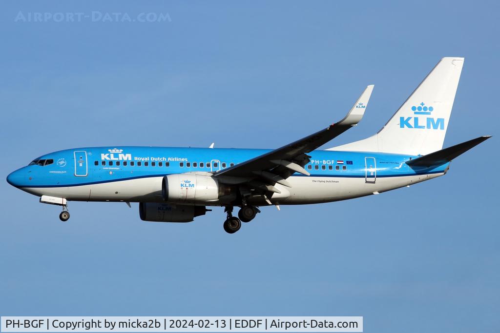 PH-BGF, 2008 Boeing 737-7K2 C/N 30365, Landing