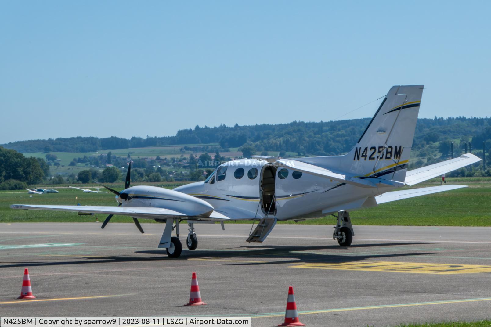 N425BM, 1983 Cessna 425 Conquest I C/N 425-0190, At Grenchen