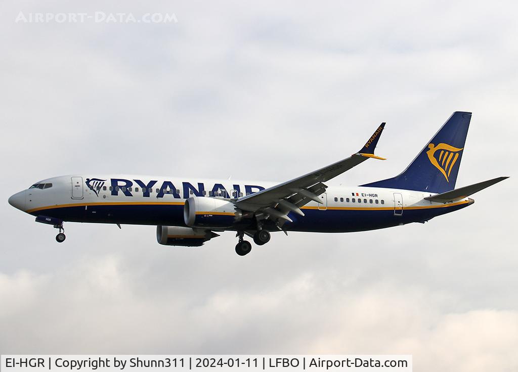 EI-HGR, 2021 Boeing 737-8200 C/N 65881, Landing rwy 32R