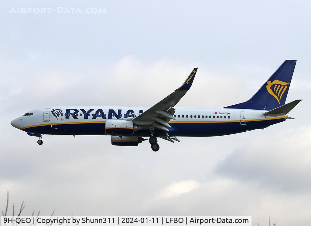 9H-QEO, 2018 Boeing 737-8AS C/N 44838, Landing rwy 32R