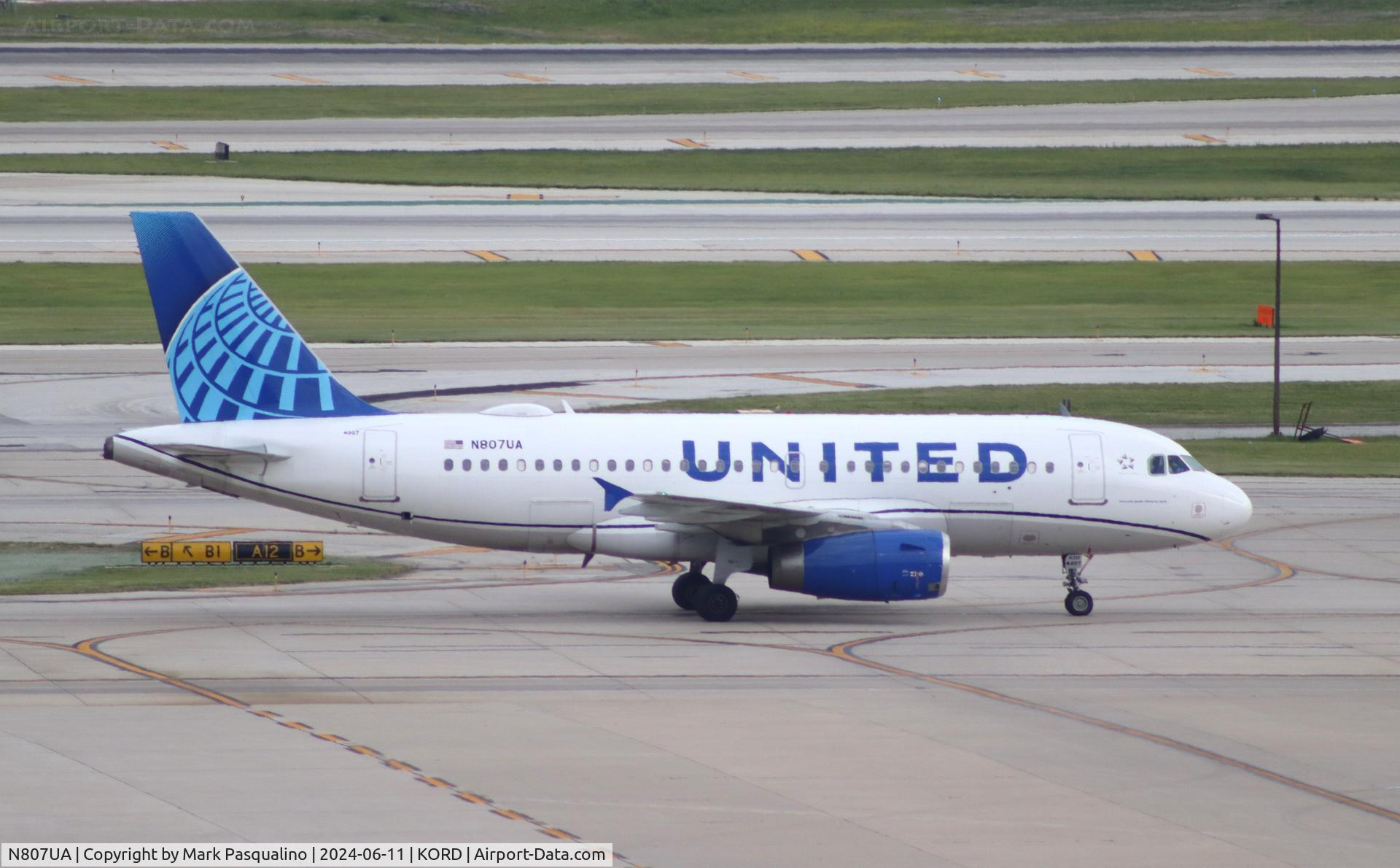 N807UA, 1998 Airbus A319-131 C/N 798, Airbus A319-131